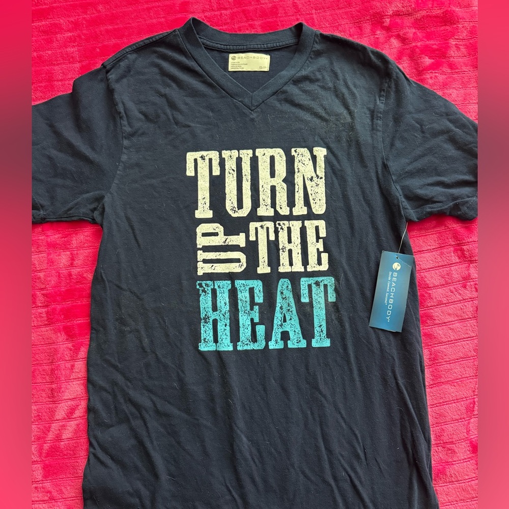 Beachbody Country Heat Shirt new small
